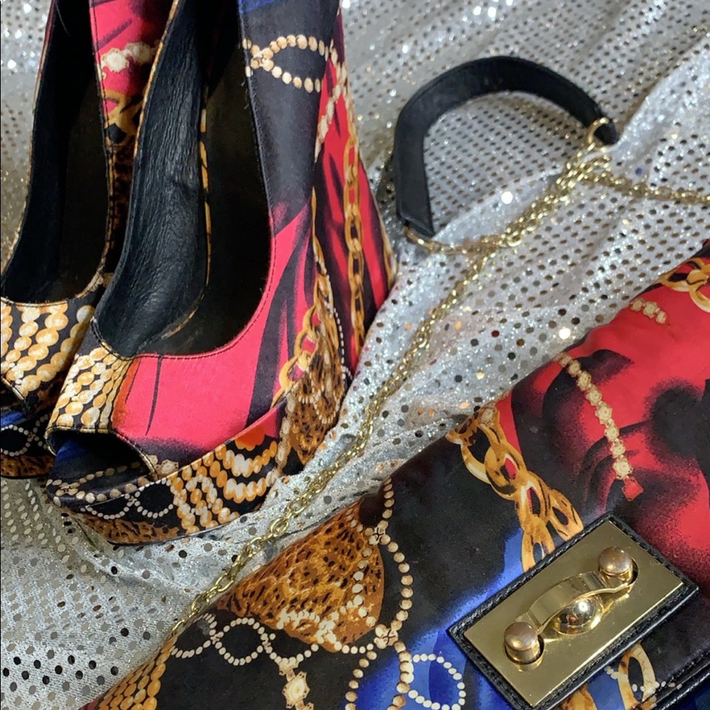 Platform heels + Clutch